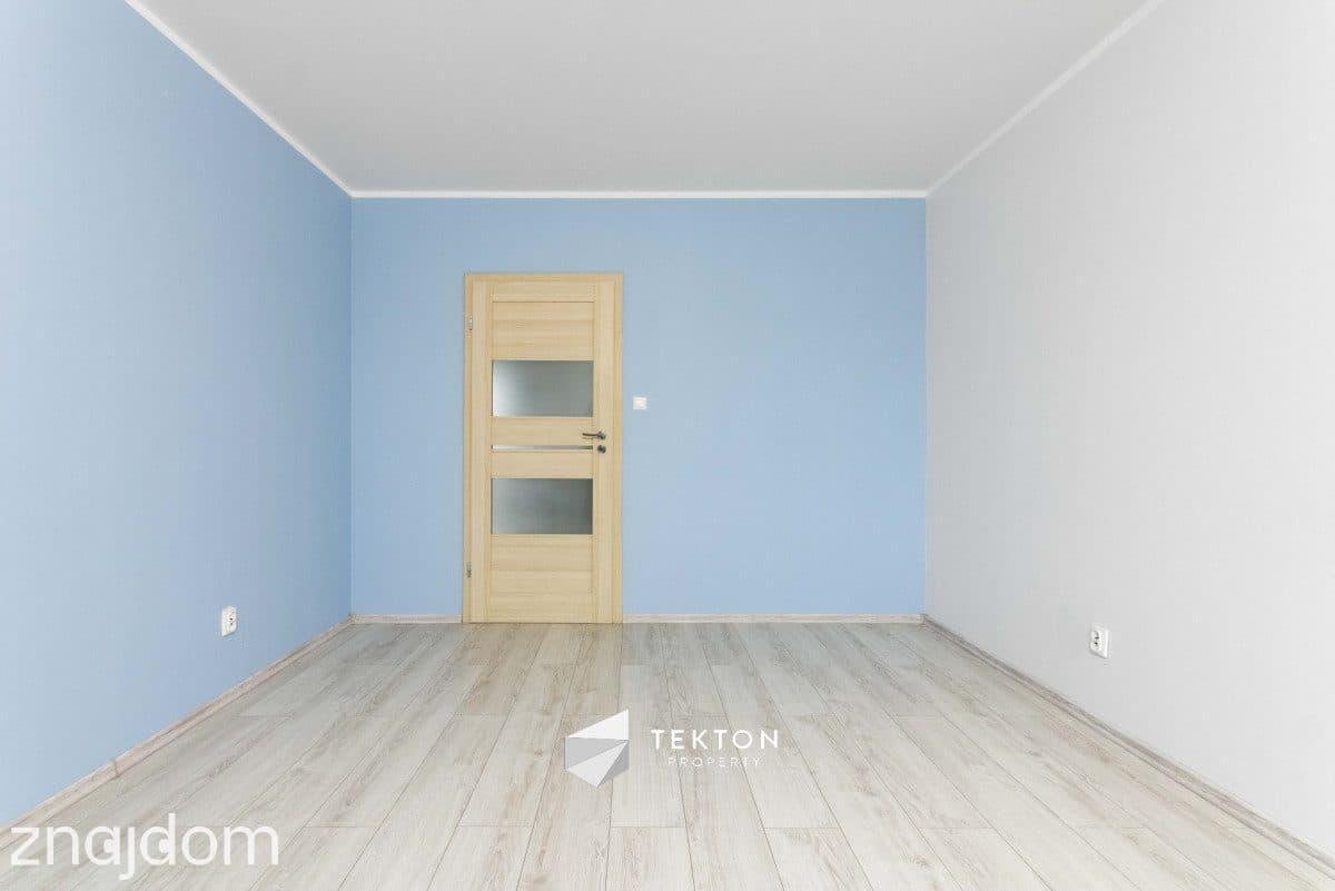 Duże 2 pokoje | 56 m² | balkon | piwnica | Zakrzów - zdjęcie 5