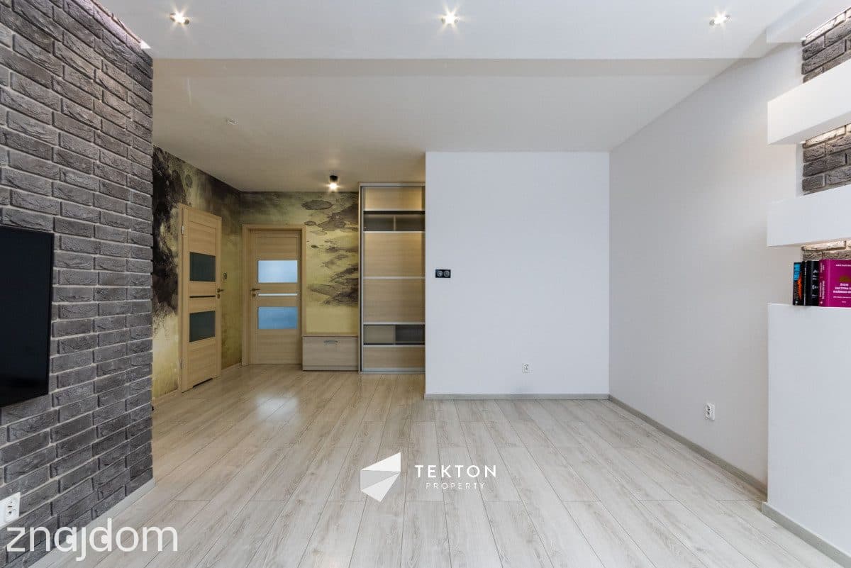 Duże 2 pokoje | 56 m² | balkon | piwnica | Zakrzów - zdjęcie 3