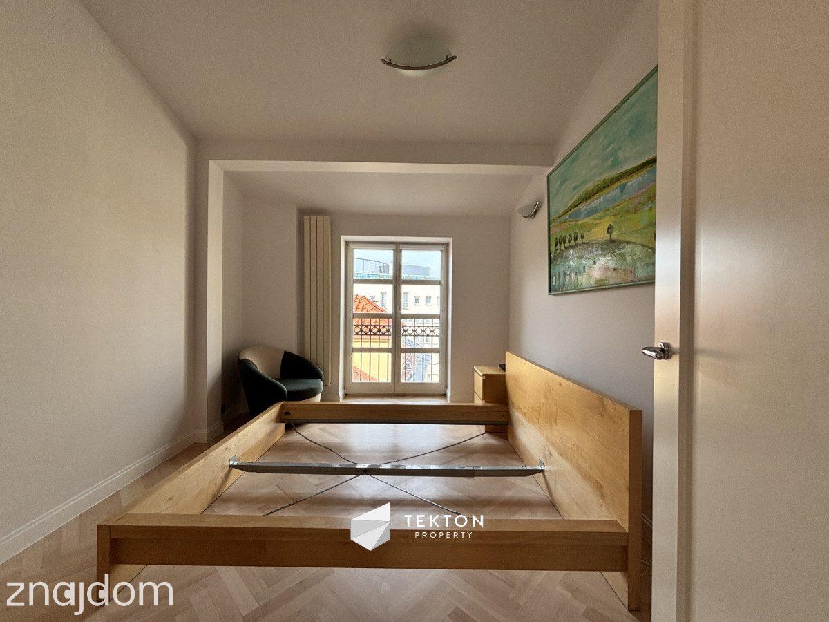 Luksusowy apartament sercu Starówki z kominkiem - zdjęcie 11