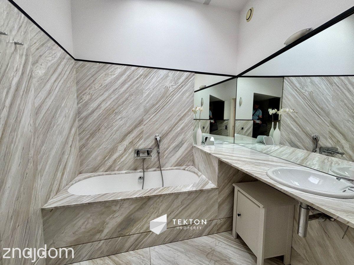 Luksusowy apartament sercu Starówki z kominkiem - zdjęcie 12