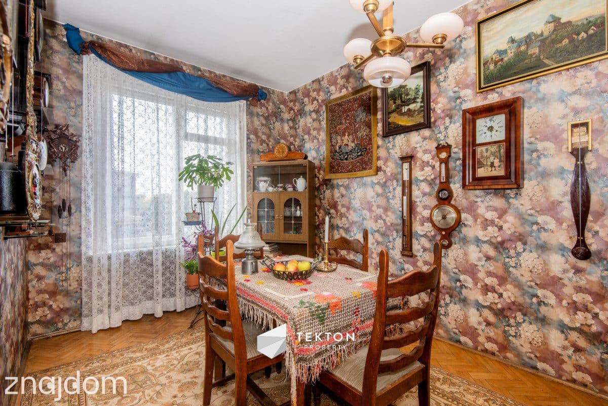 3 pokoje, garderoba, 2 piwnice, centrum Poznania - zdjęcie 10