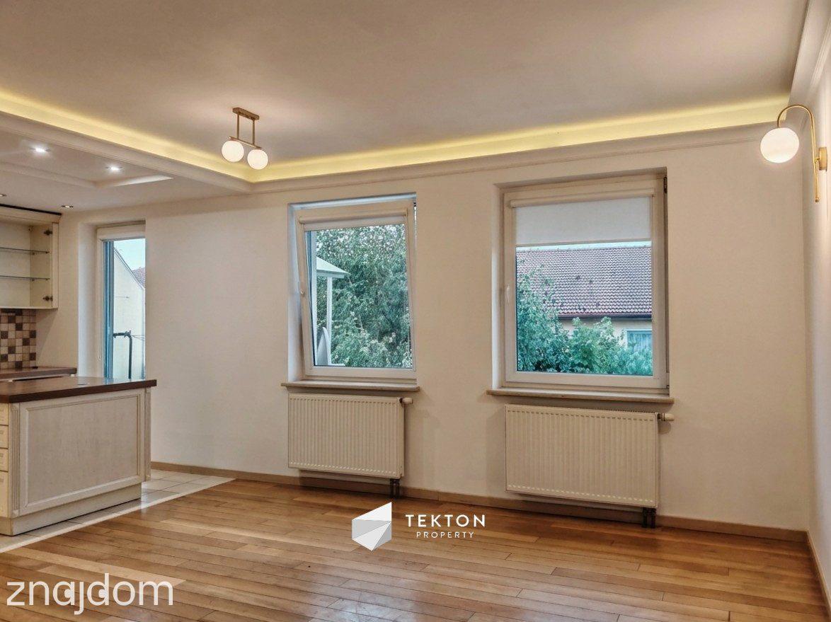 Dwupoziomowe 117 m² w Bąkowie, las, kominek! - zdjęcie 3