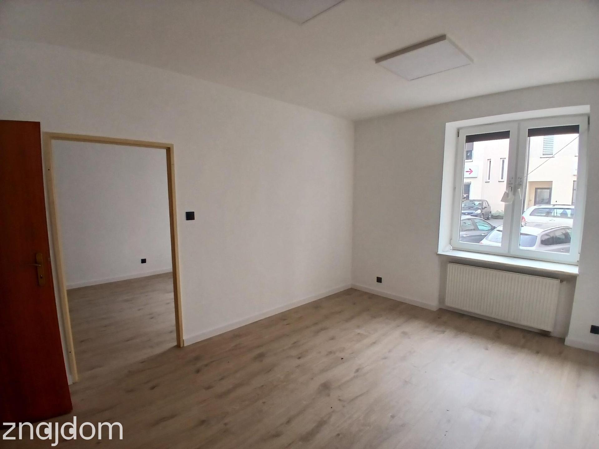 Lokal na wynajem w centrum - zdjęcie 7