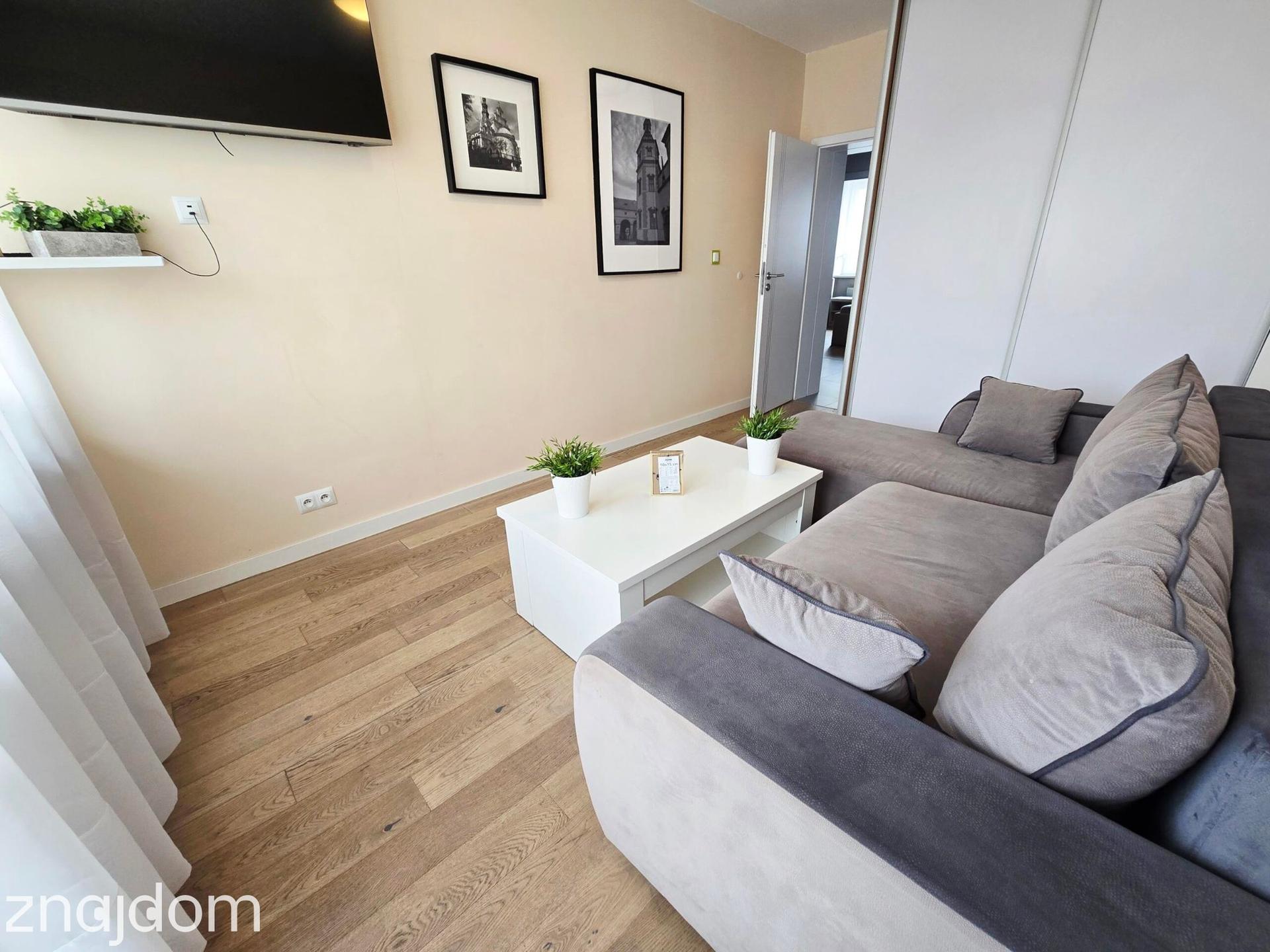 3 pokoje po generalnym remoncie | Centrum Kielc | balkon | parking - zdjęcie 11