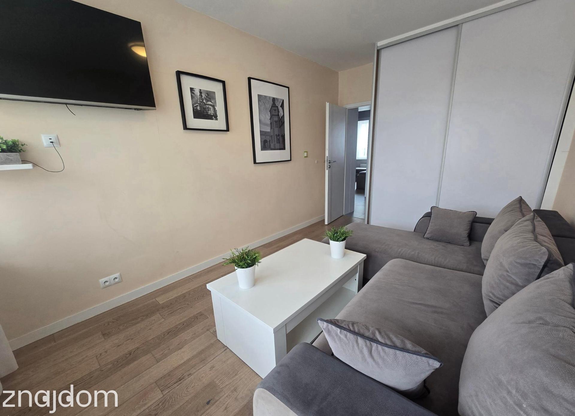3 pokoje po generalnym remoncie | Centrum Kielc | balkon | parking - zdjęcie 4
