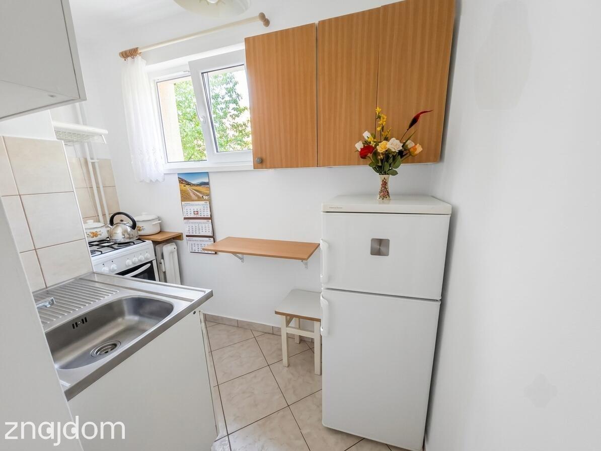 Zamieszkaj na KSM! Funkcjonalna kawalerka 22,8 m² - zdjęcie 9