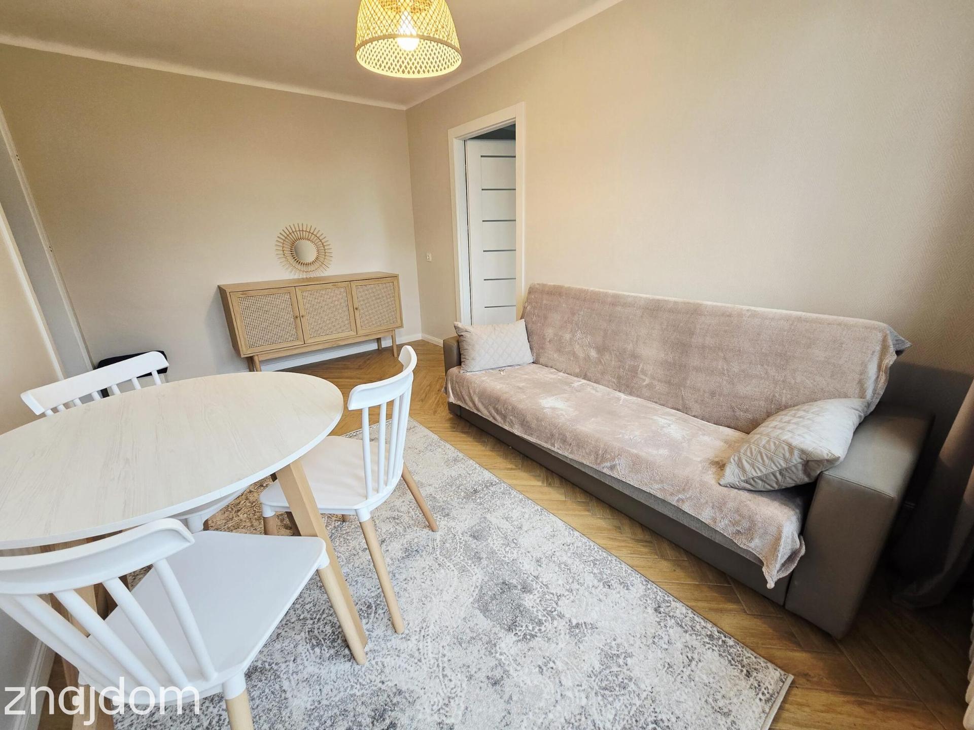 Mieszkanie 35 m² na wynajem – Kielce, ul. Urzędnicza - zdjęcie 2