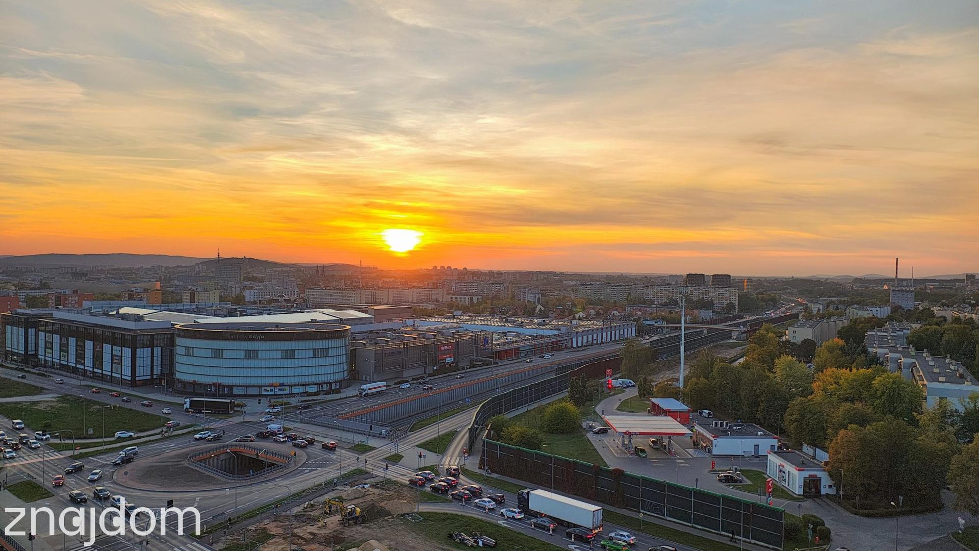 Sky Trust | 2 pokoje | Panoramiczny widok | Garaż | Klimatyzacja - zdjęcie 3