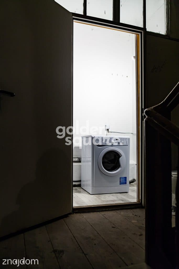 Nowoczesna kawalerka z antresolą – blisko UMED - zdjęcie 13