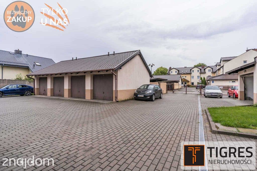 Ustawne / Ogród / Parking za bramą - zdjęcie 14