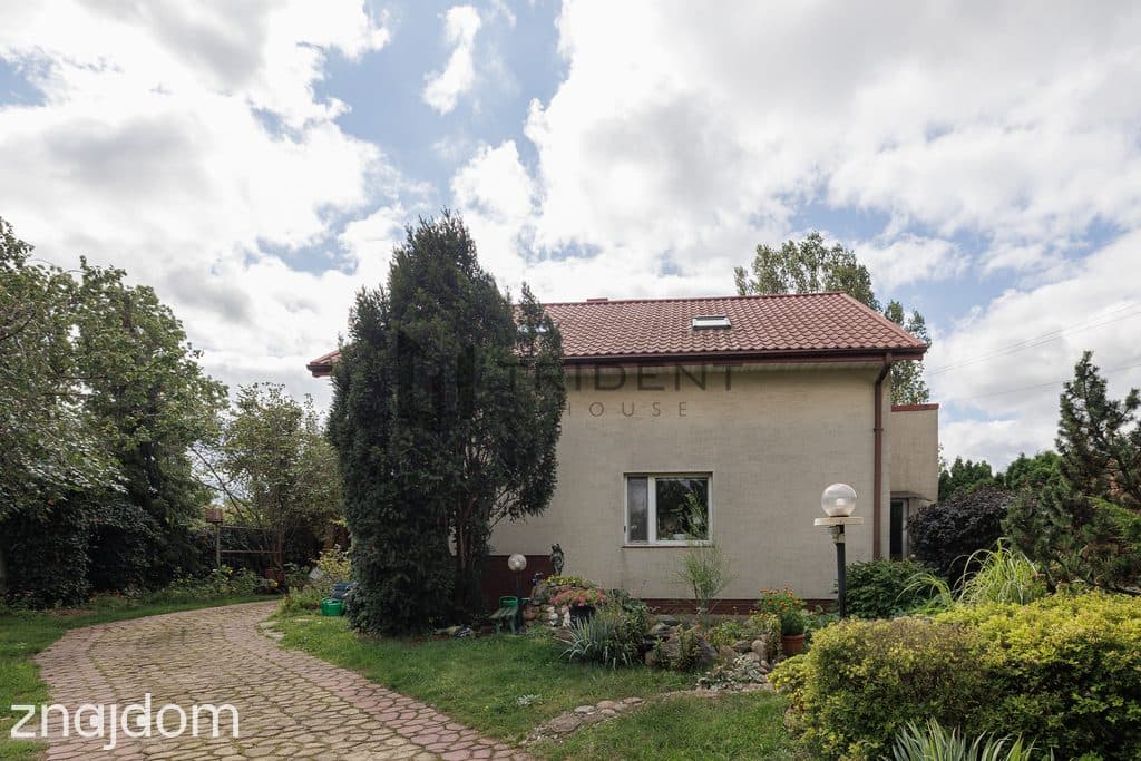 WYCZÓŁKI - 905 m² działki. Dom z potencjałem! - zdjęcie 10