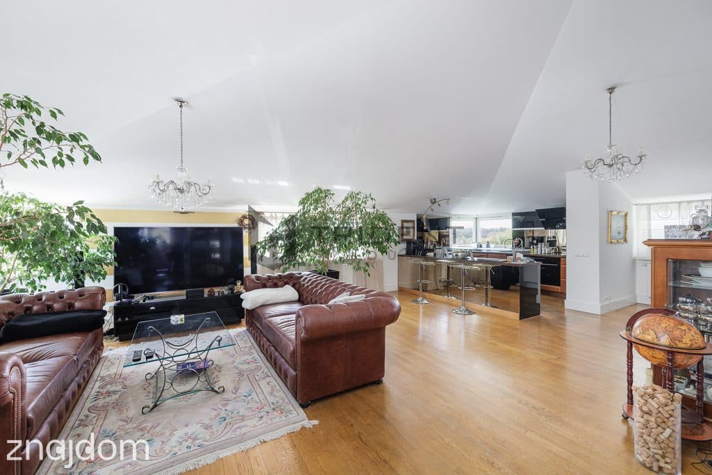 PENTHOUSE z prywatną windą i tarasem na dachu! - zdjęcie 2
