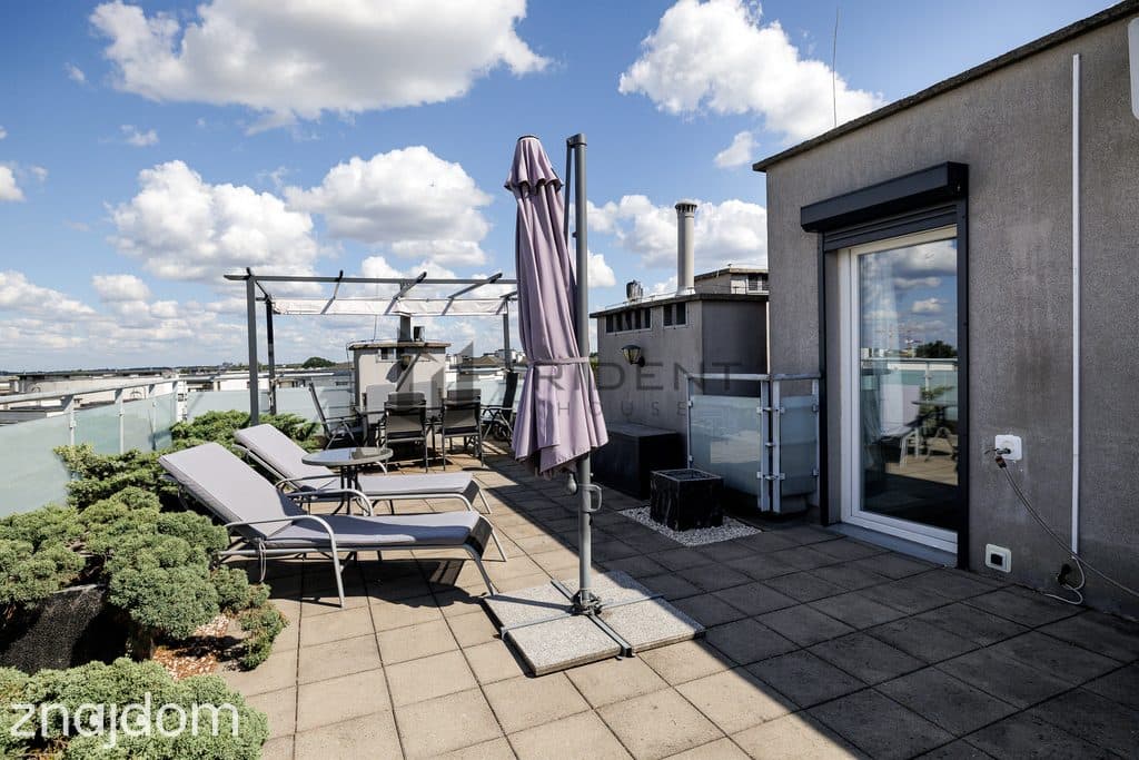 PENTHOUSE z prywatną windą i tarasem na dachu! - zdjęcie 12