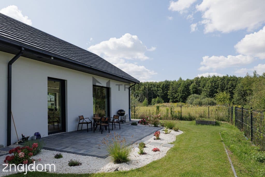 Nowoczesny dom z częścią firmową - 303 m²! - zdjęcie 12