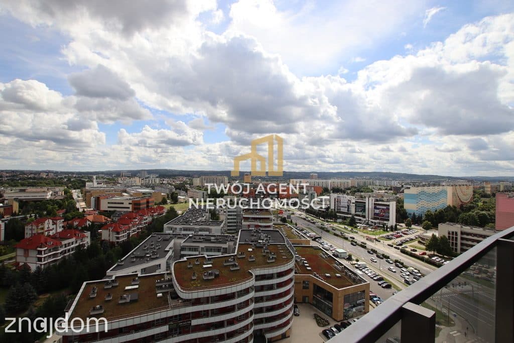 Na wynajem 55m2 Capital Towers z pięknym widokiem - zdjęcie 10