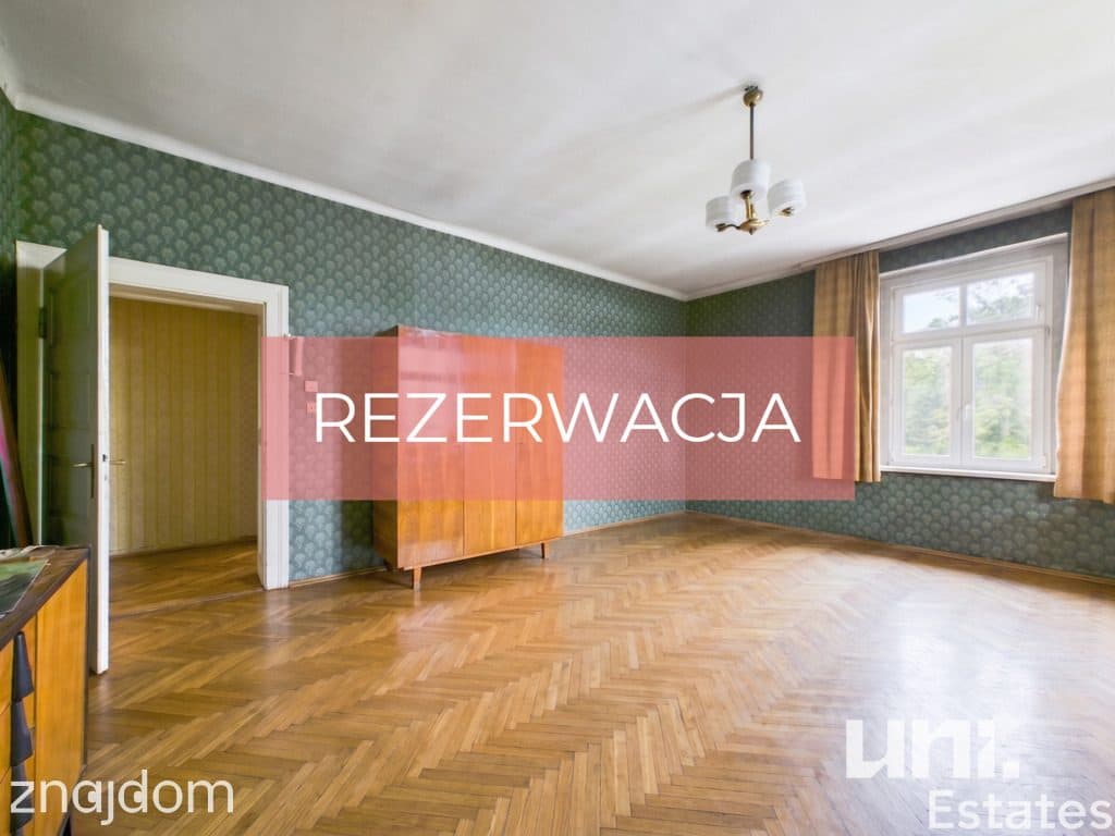 Narożne mieszkanie w kamienicy/2 balkony/Centrum - zdjęcie 2
