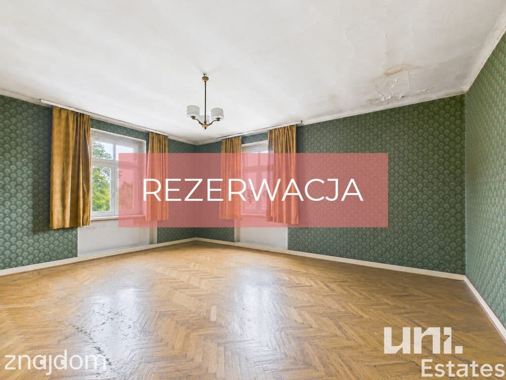 Narożne mieszkanie w kamienicy/2 balkony/Centrum