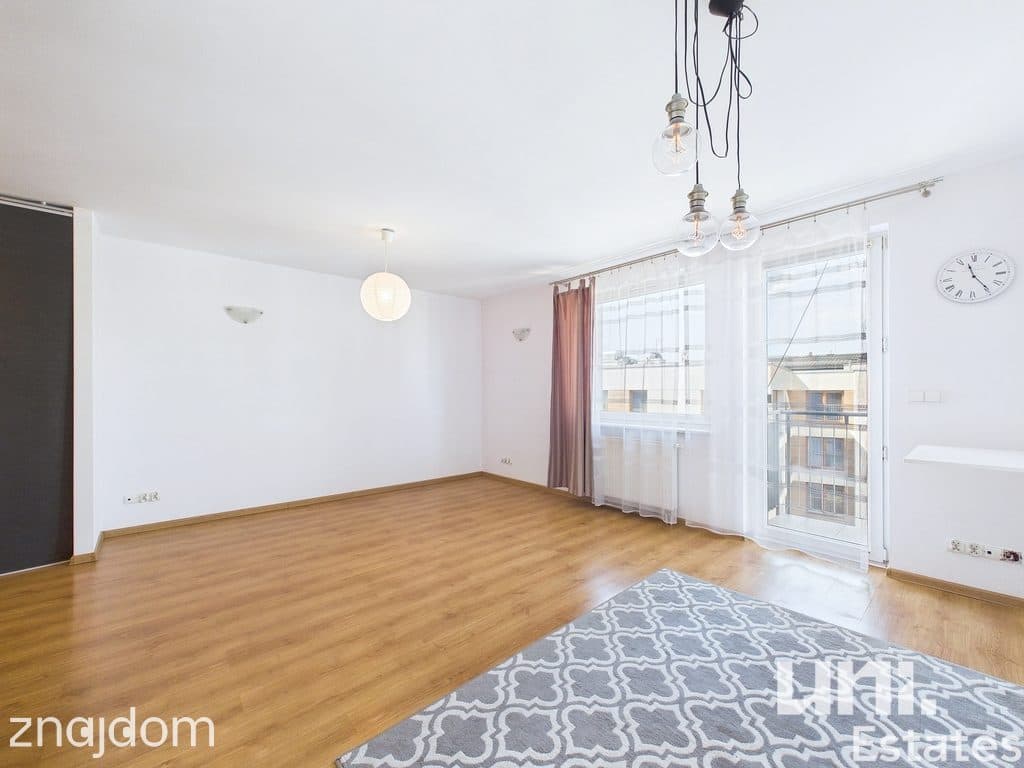 Przestronna kawalerka | 38 m² | Ruczaj | Piwnica