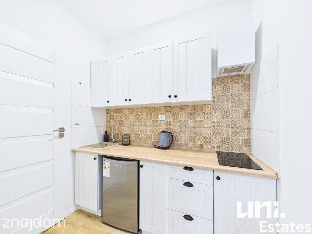 Apartament inwestycyjny z dużym tarasem - zdjęcie 3