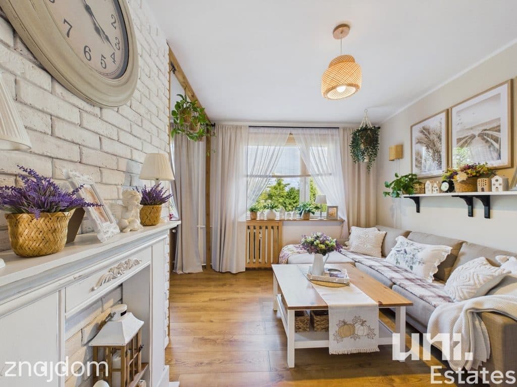 Klimatyczne, 3-pokoje 60 m² – Dąbrówka Mała