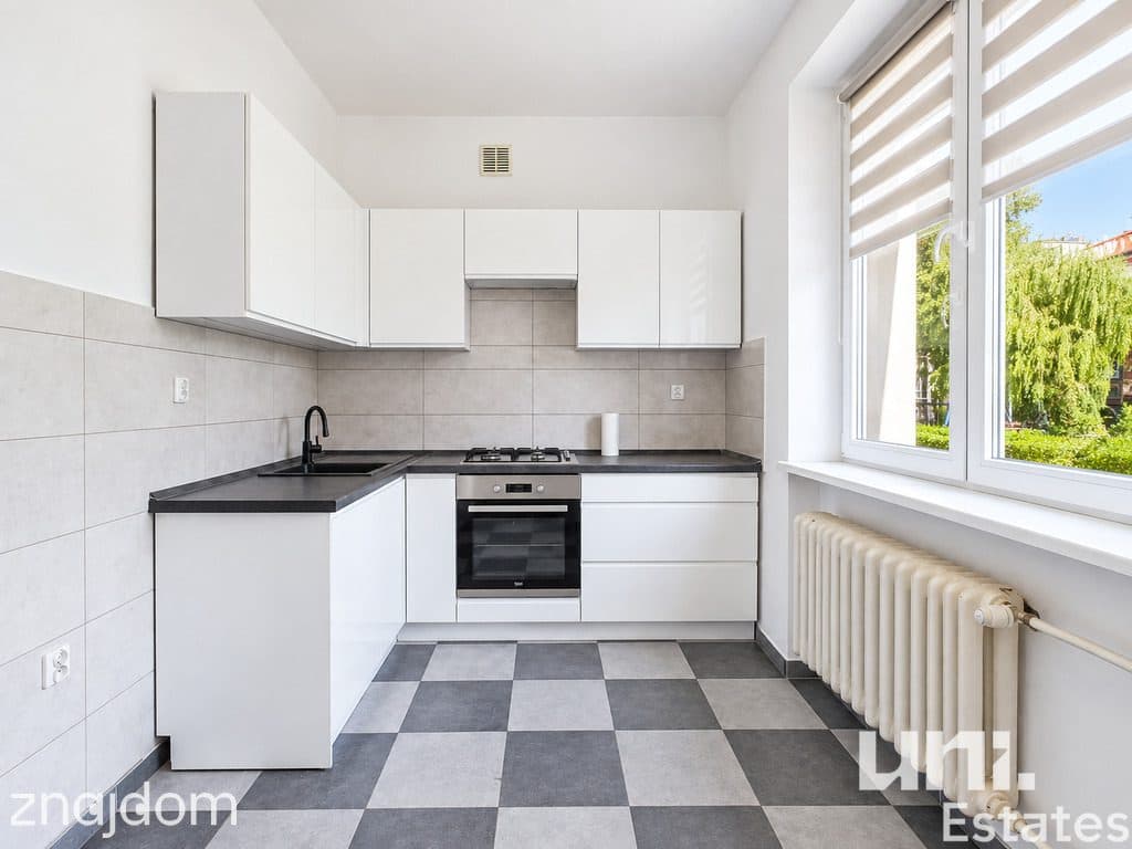 2 pokoje| po remoncie| W samym centrum
