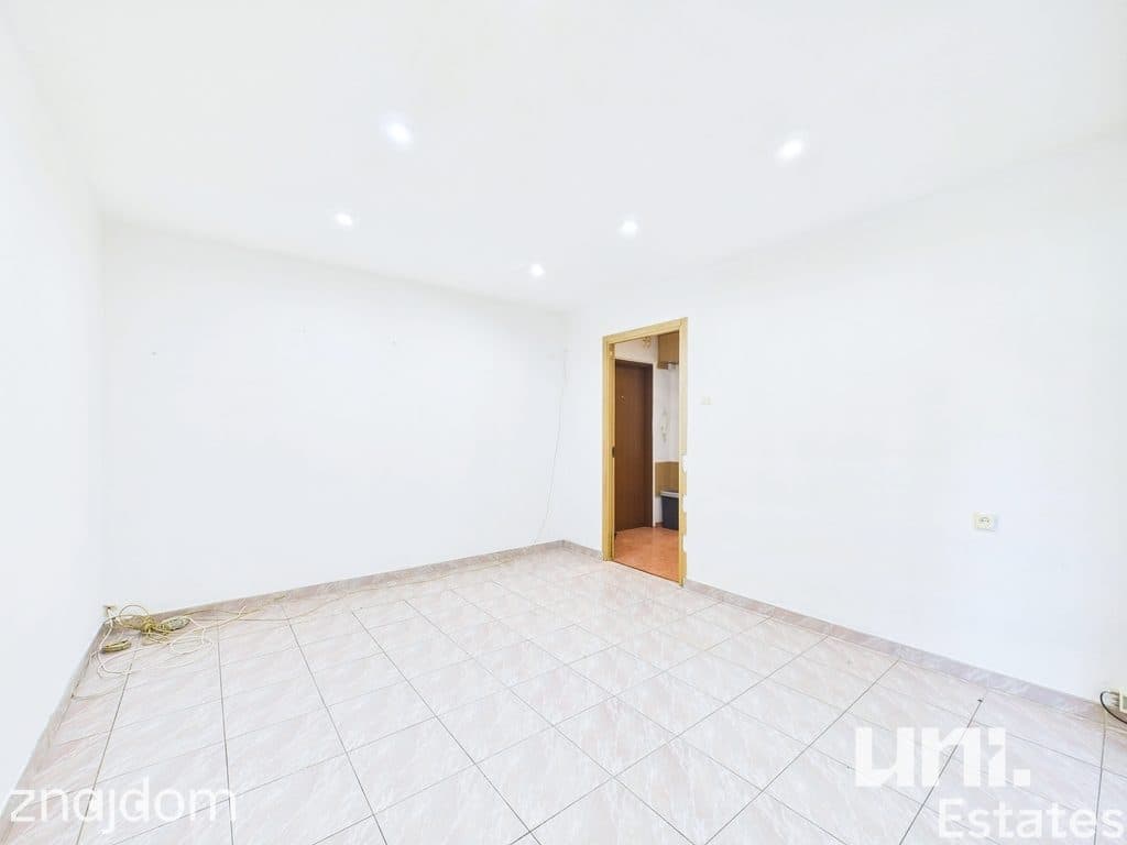 3 pokoje / parter / świetna lokalizacja / balkon - zdjęcie 3