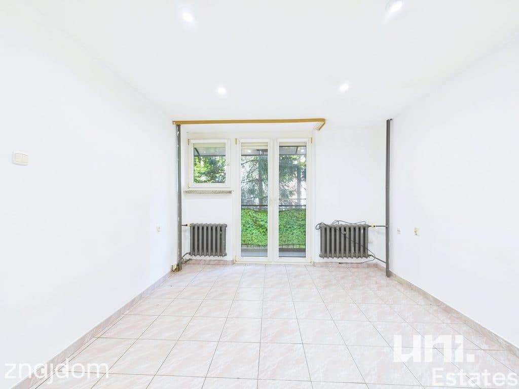 3 pokoje / parter / świetna lokalizacja / balkon - zdjęcie 2