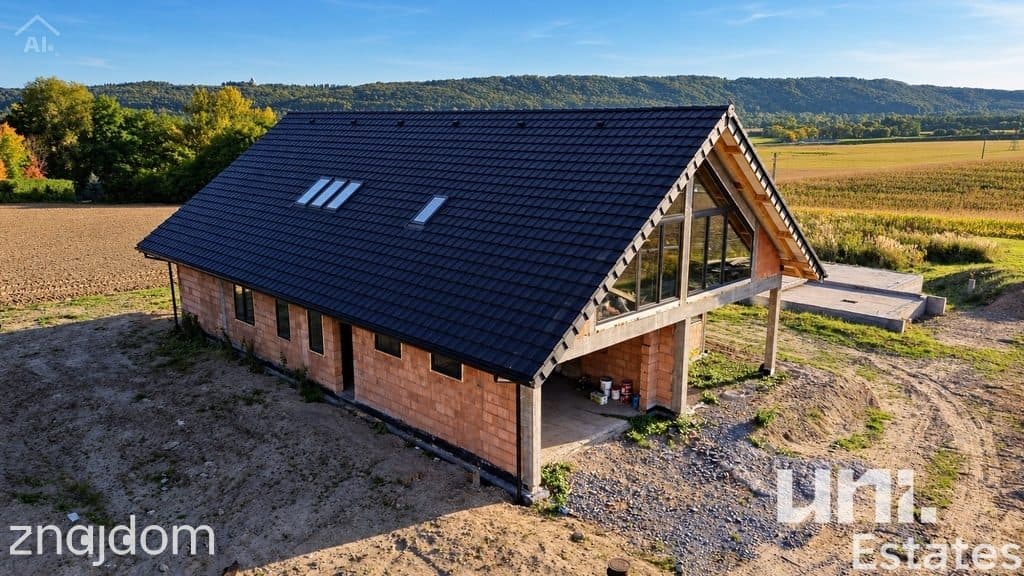 Parterowy dom z antresolą | 2x garaż | widok na pola - zdjęcie 2