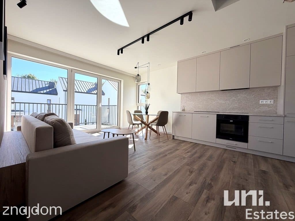 Wykończony apartament z tarasem | widok na góry - zdjęcie 2