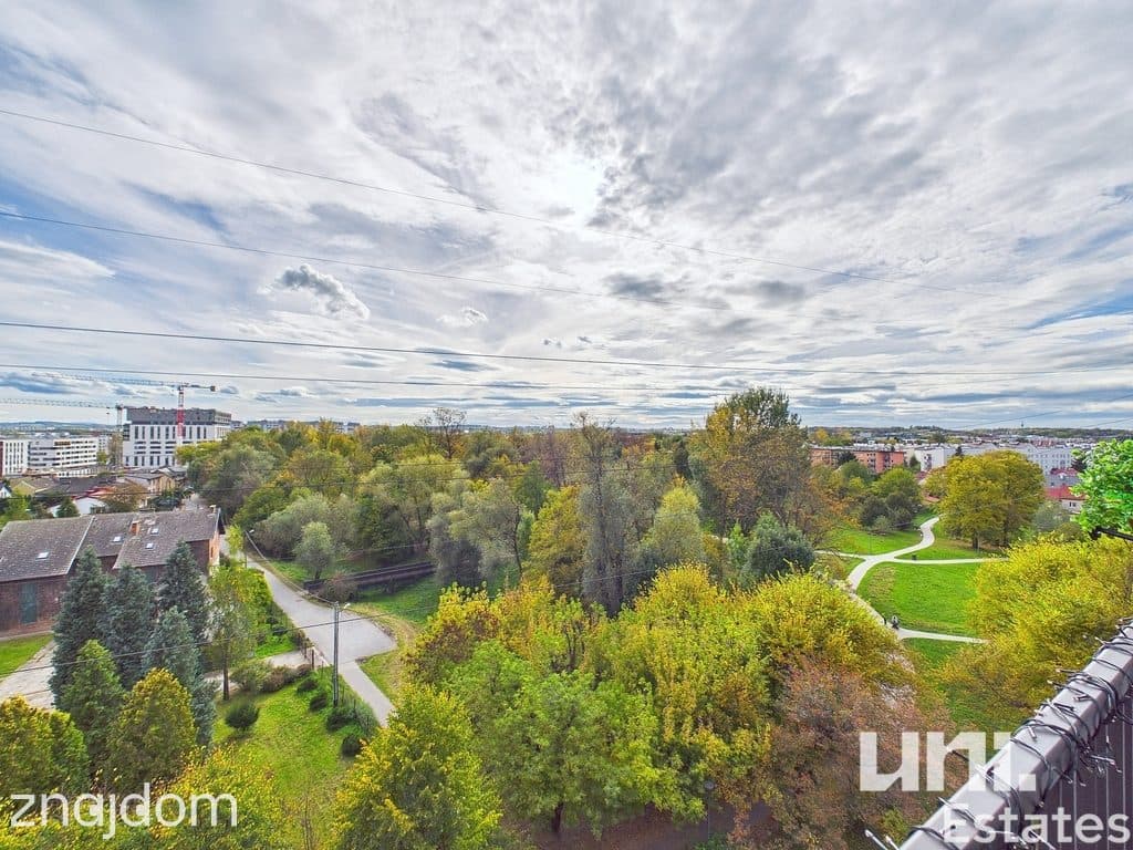 Widok na park | 7. piętro | Lasówka | 2 pokoje - zdjęcie 10