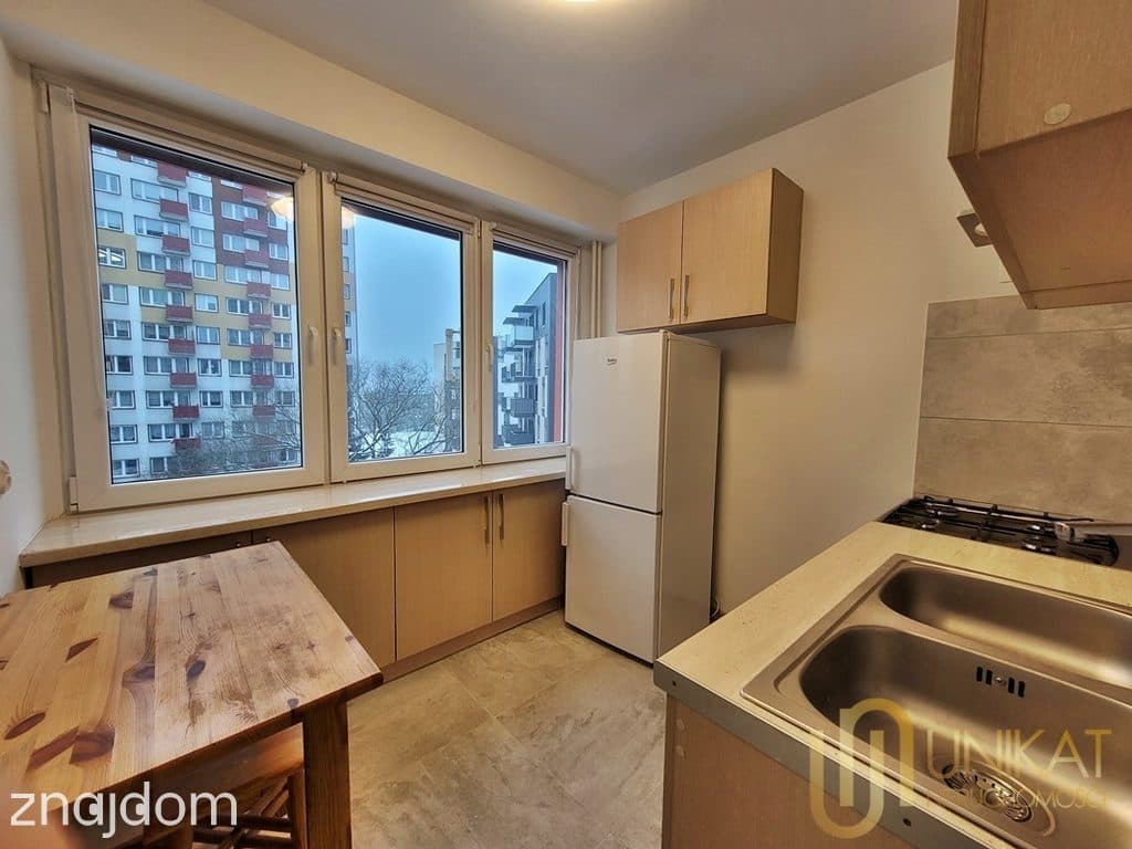 3 pokoje, garaż, wysoki blok, 48, 2 m², 3. piętro - zdjęcie 3