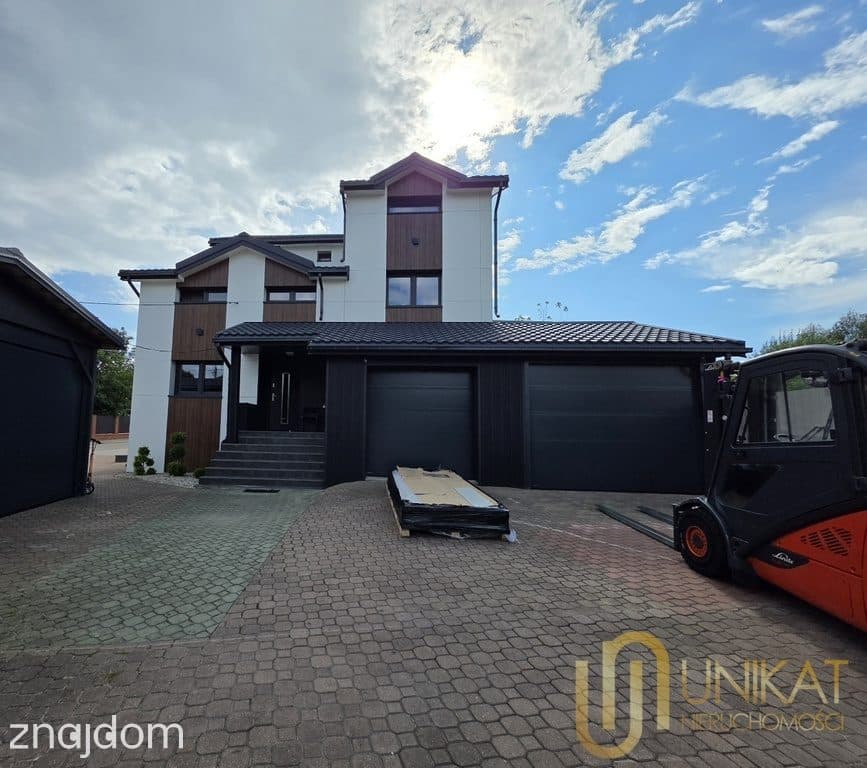 LOKAL UŻYTKOWY 60 m² | UL. ZWIERZYNIECKA