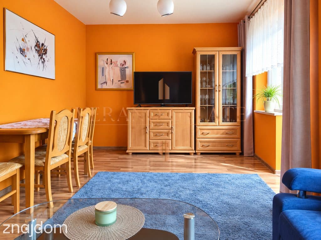 Mieszkanie w świetnej lokalizacji. Gotowe do zamieszkania - zdjęcie 2