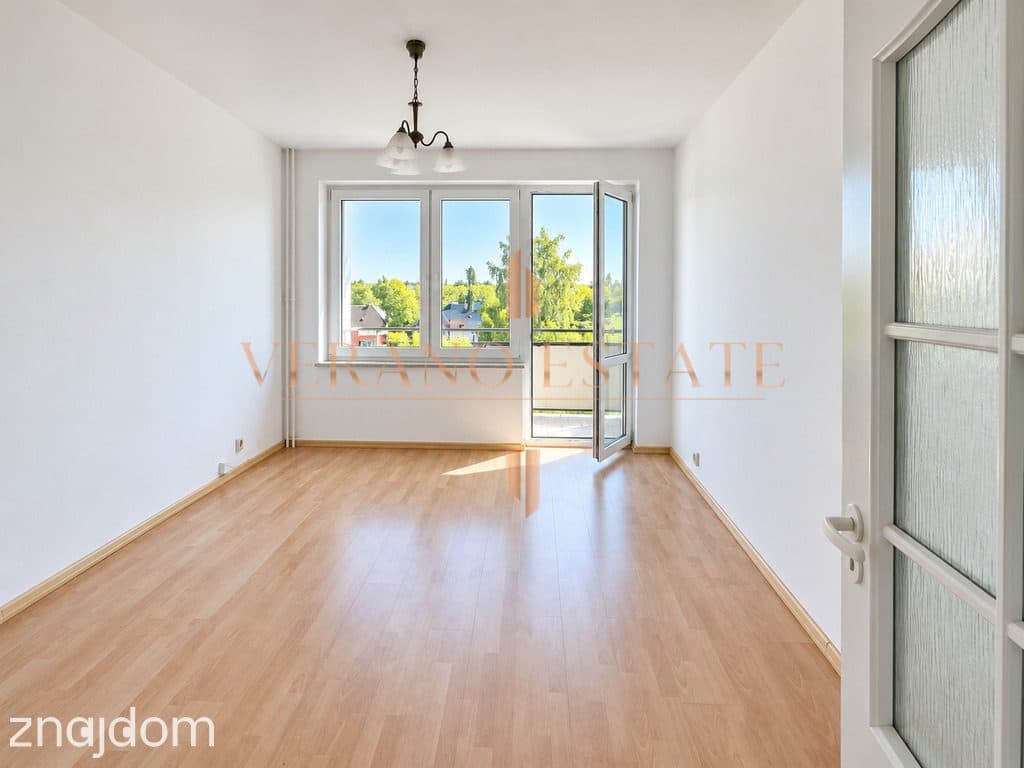 Odświeżone | 2 Pokoje | Oddzielna kuchnia | Balkon | Parking - zdjęcie 2