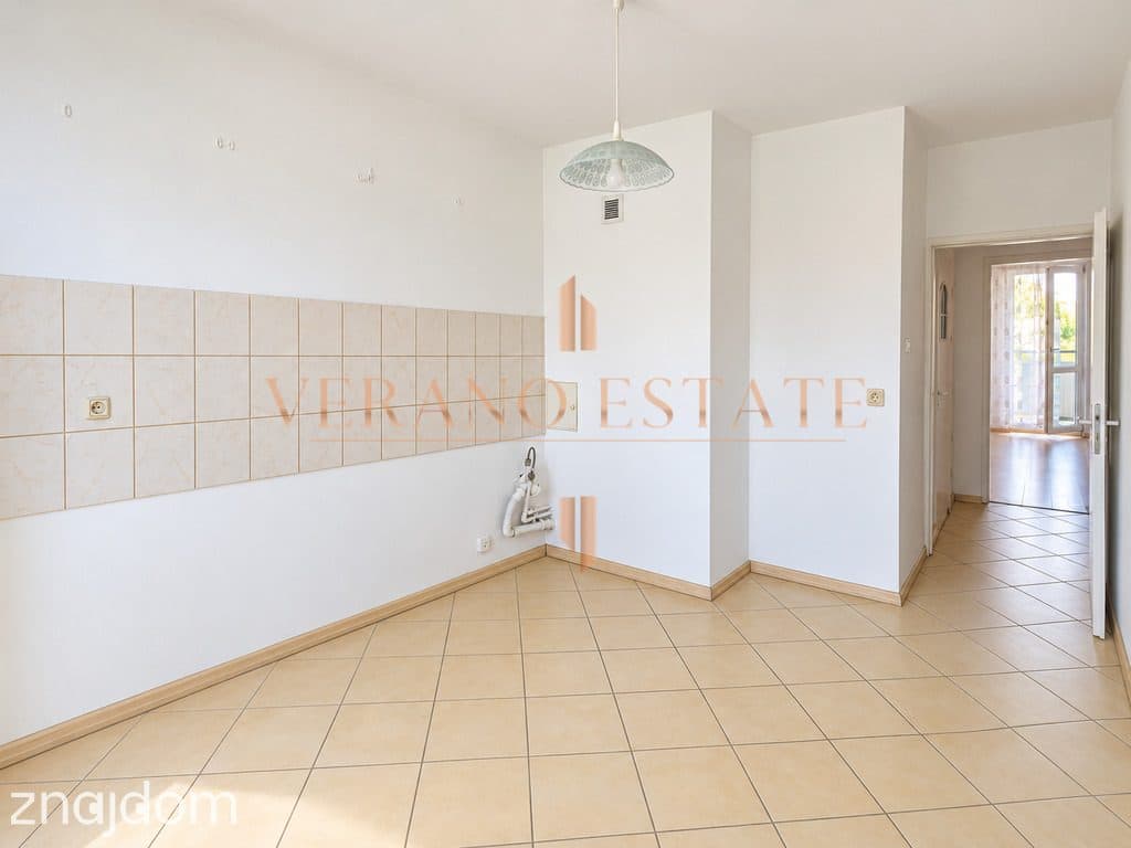 Odświeżone | 2 Pokoje | Oddzielna kuchnia | Balkon | Parking - zdjęcie 6