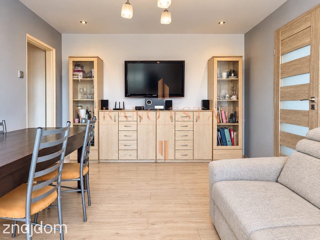 Na sprzedaż 2-pokojowe mieszkanie 38 m² Łódź – Dąbrowa 1. piętro - zdjęcie 2