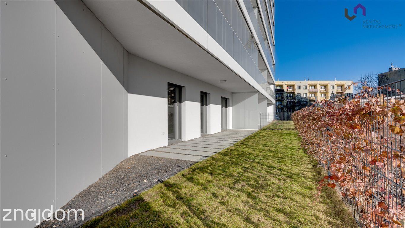 APARTAMENT + NAJWIEKSZY OGRÓD W INWESTYCJI 132m2 - zdjęcie 12
