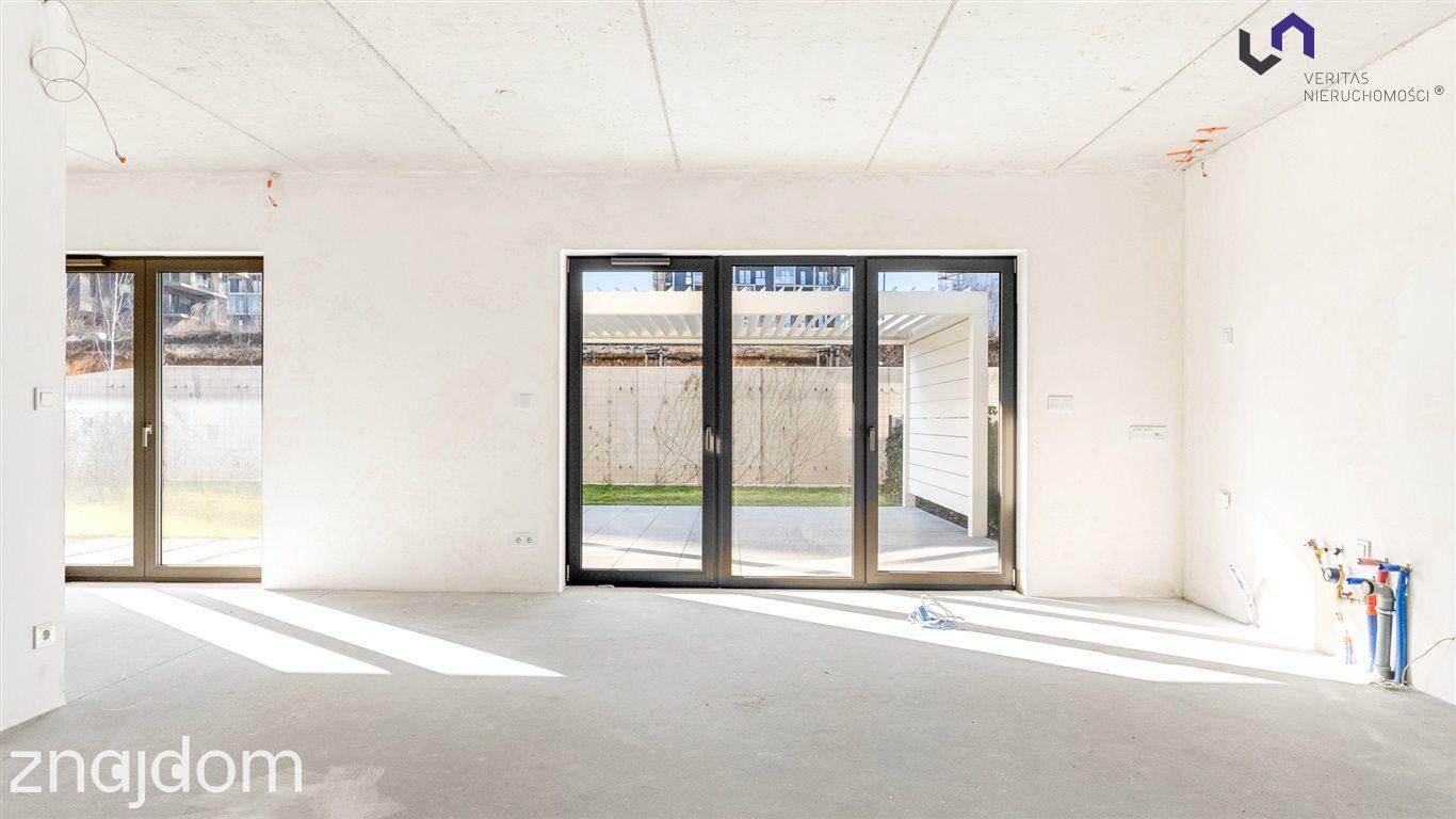 APARTAMENT + NAJWIEKSZY OGRÓD W INWESTYCJI 132m2 - zdjęcie 13