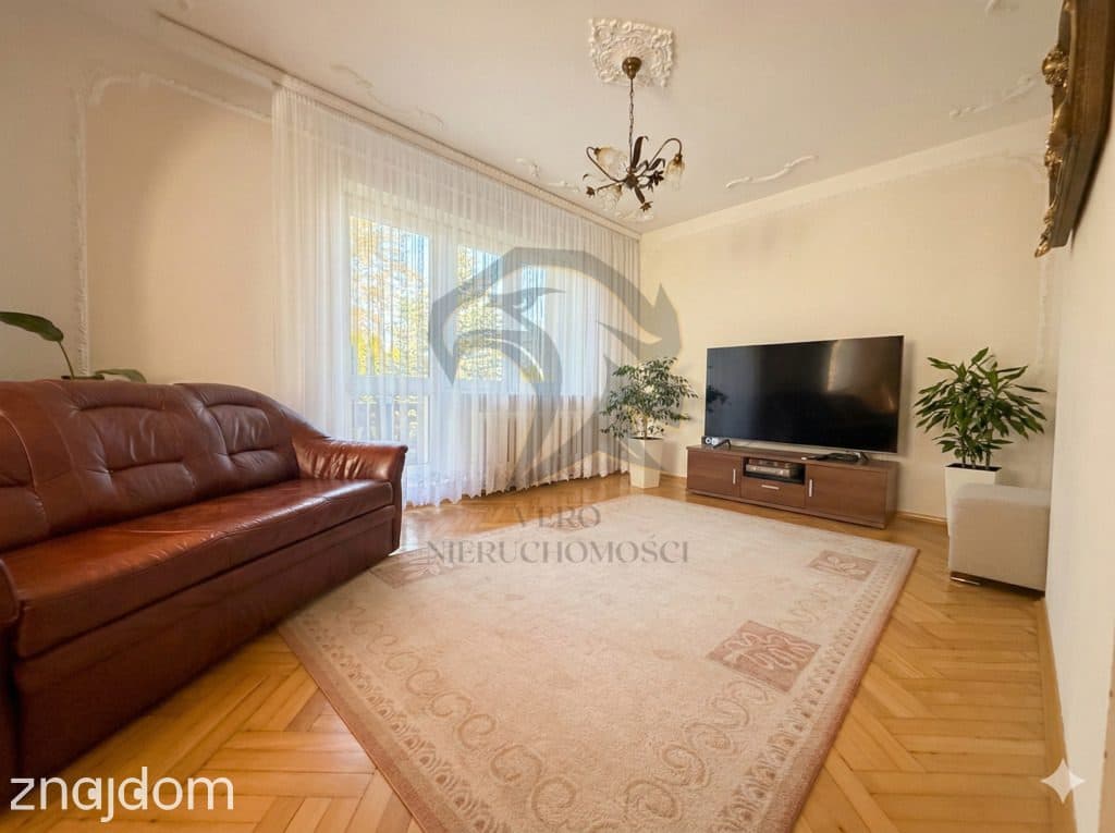 Architektoniczny kameleon 265m² przy granicy Łodzi - zdjęcie 8