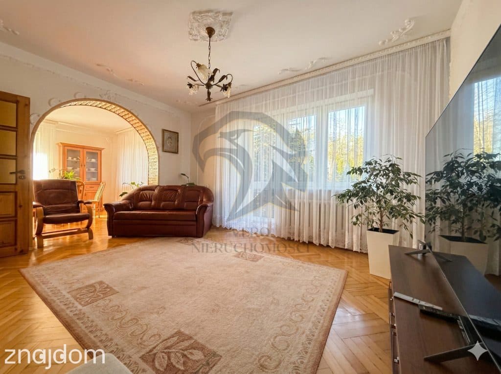 Architektoniczny kameleon 265m² przy granicy Łodzi - zdjęcie 10