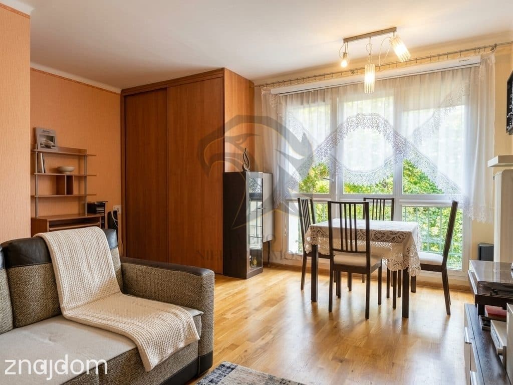 Galaktyczna Baza przy Parku Staromiejskim - zdjęcie 2