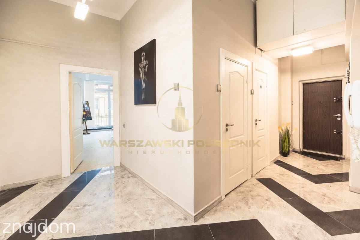 Unikalna nieruchomość w ścisłym centrum Warszawy - zdjęcie 8