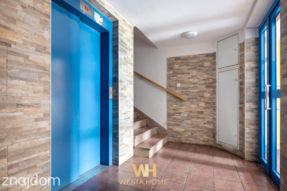 Dwa pokoje, balkon, miejsce parkingowe. Gocław. - zdjęcie 12
