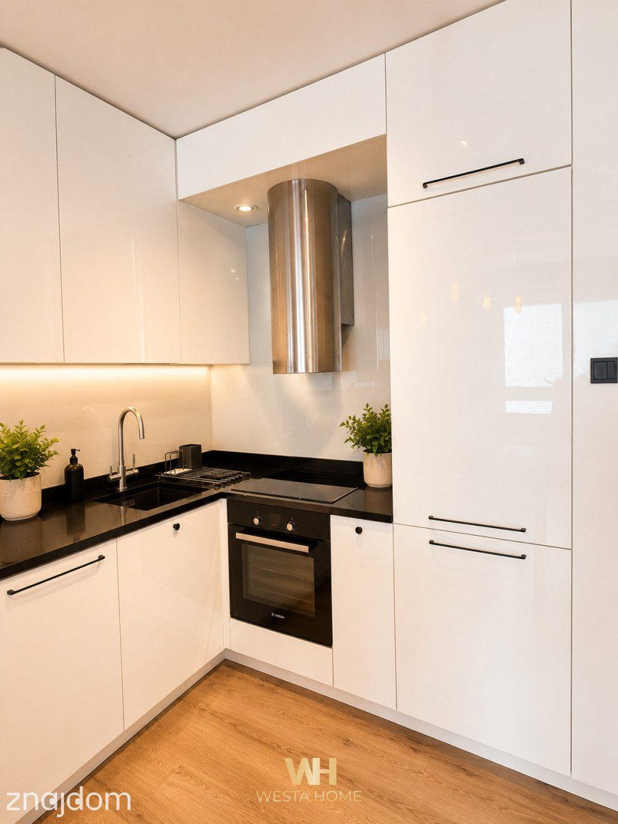 Nowoczesny apartament z balkonem, parkingiem