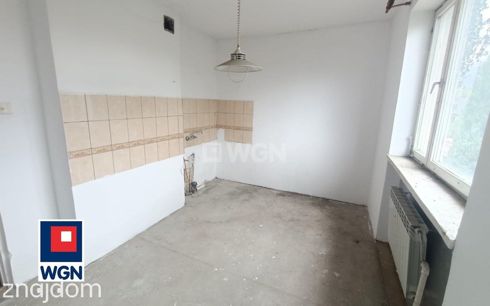 Dom na  sprzedaż Koło - Dom 205 m2 w Kole | 5 pokoi | Działka 350 m2 | Do remontu | Duży potencjał aranżacyjny - zdjęcie 7