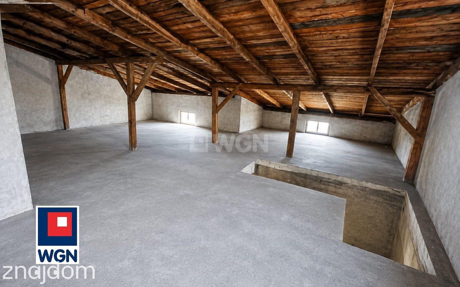 Dom na  sprzedaż Koło - Dom 205 m2 w Kole | 5 pokoi | Działka 350 m2 | Do remontu | Duży potencjał aranżacyjny