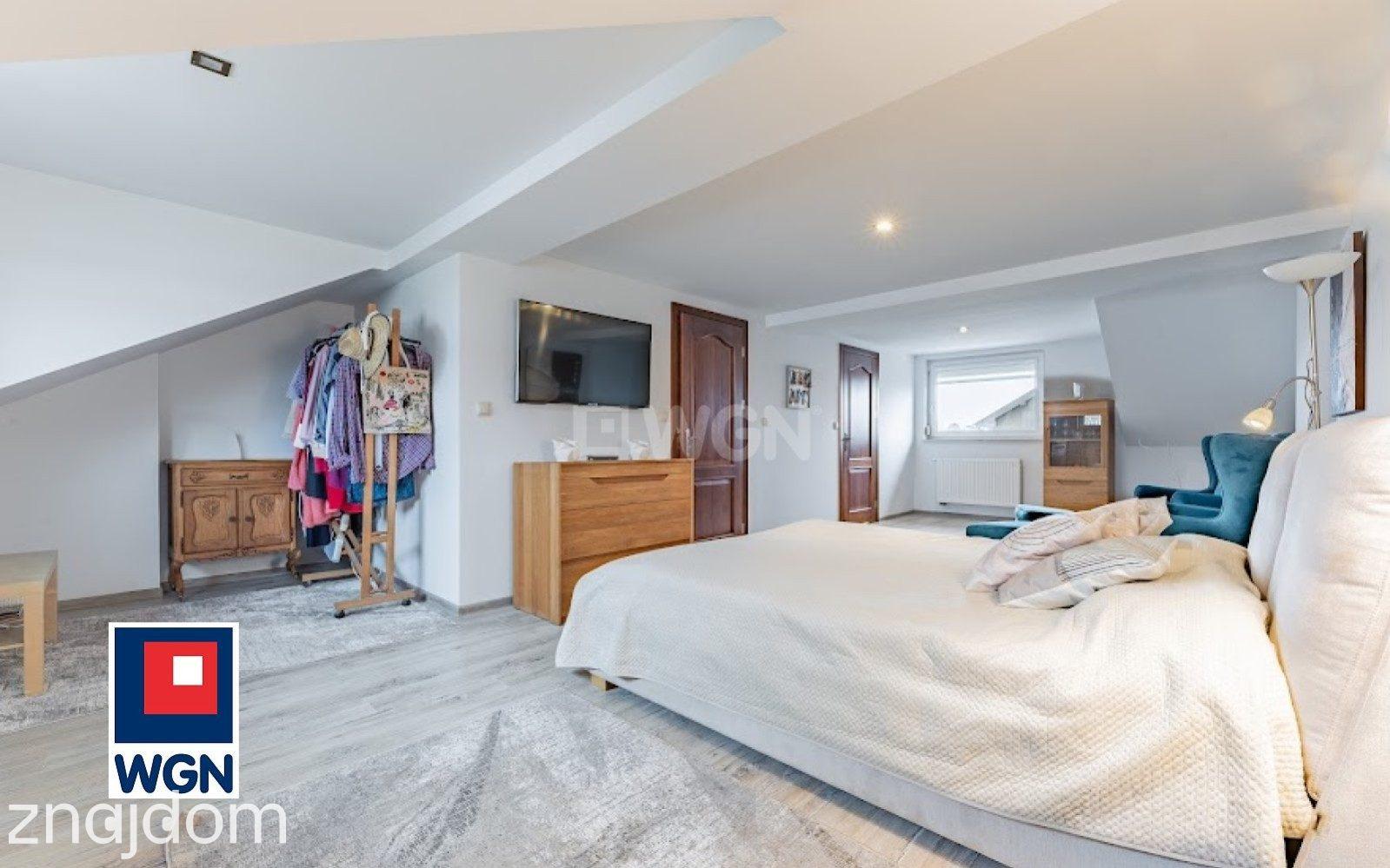 Dom na sprzedaż Rumia - Wielopokoleniowy dom | osobny apartament| 7 pokoi| 4 łazienki - zdjęcie 18