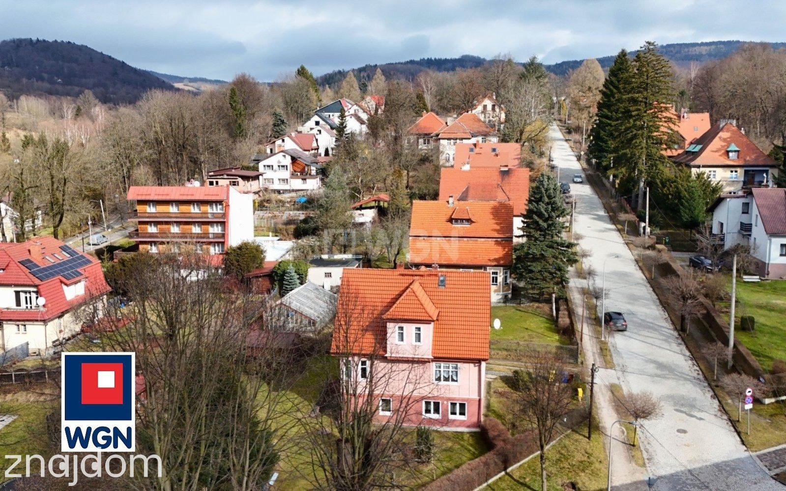 Dom na sprzedaż Lądek-Zdrój - Drewniany dom przy Parku Zdrojowym. - zdjęcie 9