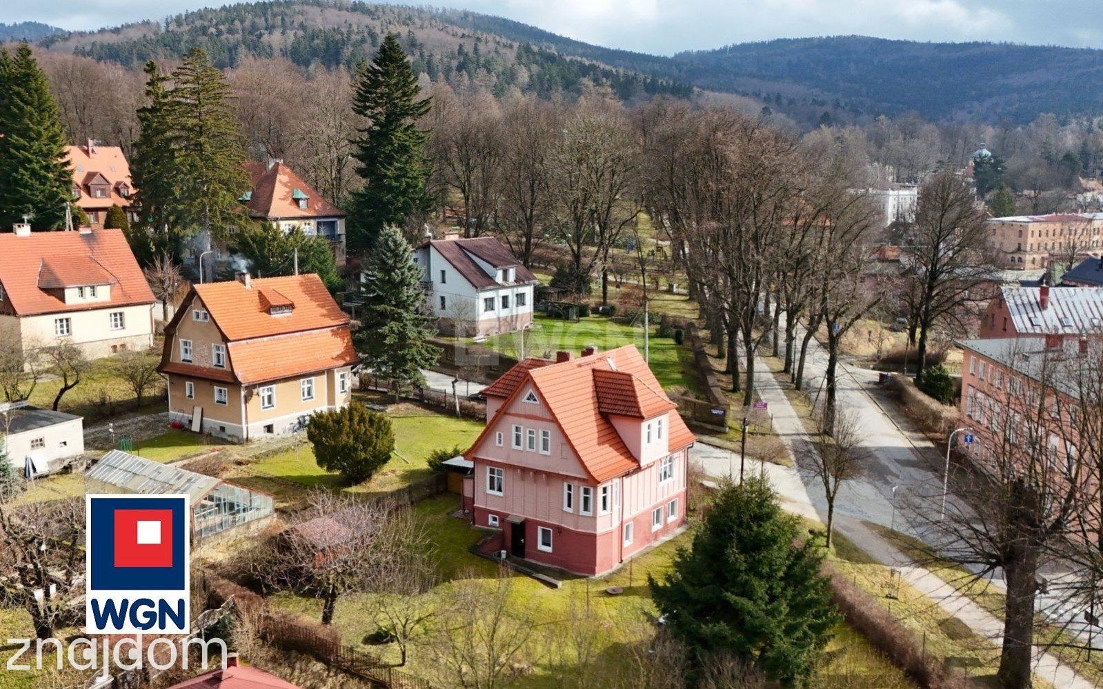 Dom na sprzedaż Lądek-Zdrój - Drewniany dom przy Parku Zdrojowym. - zdjęcie 3