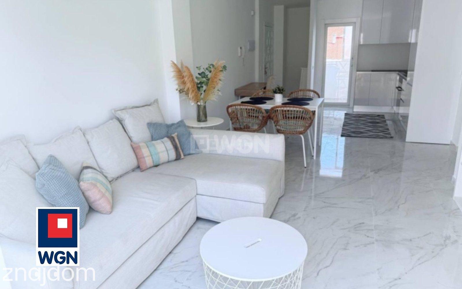 Mieszkanie na sprzedaż Torrevieja - Duży apartament z ładnym tarasem, tylko 150 m od plaży! - zdjęcie 17